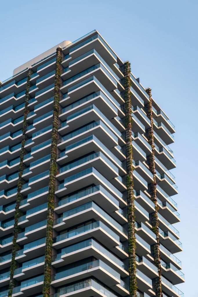 Skyline Living – Stilvolle Eigentumswohnung im Eden Tower