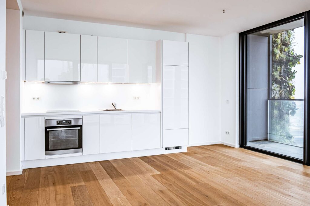 Skyline Living – Stilvolle Eigentumswohnung im Eden Tower